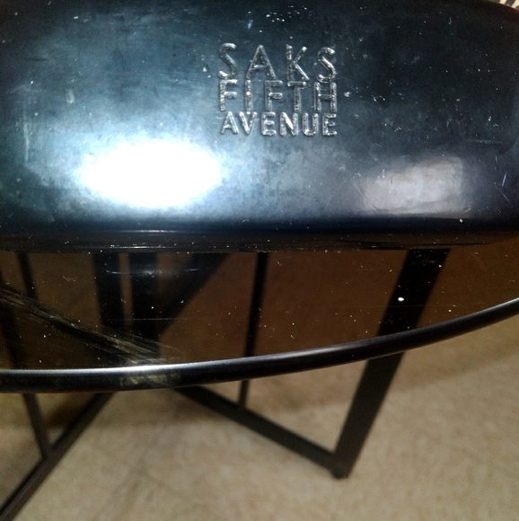 Black Sunglasses That Also Represent Breast Cancer Awareness 🎀 🕶. - Picture 3 of 6